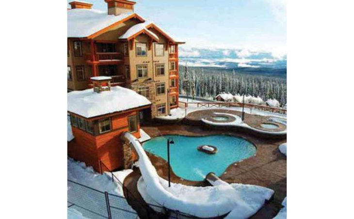 Sundance Resort, Big White, External